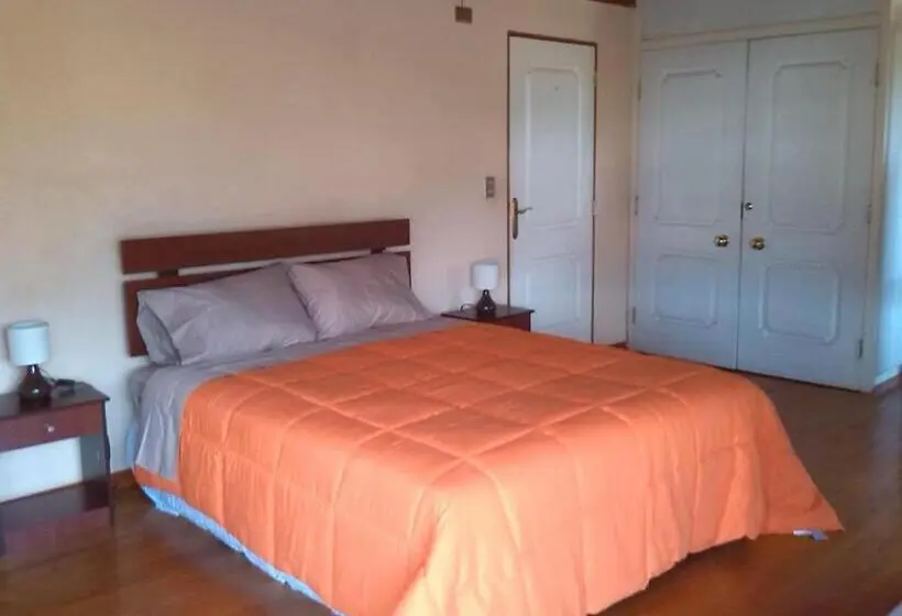 اتاق استاندارد, Hostal Kutralwe