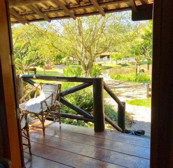 غرفة قياسية رباعية, Pousada Recanto Da Siriema