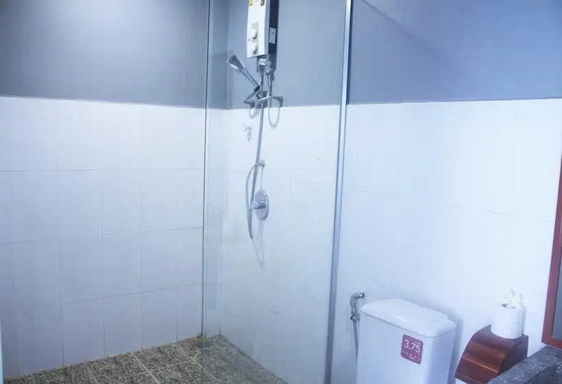 اتاق استاندارد با چشم‌انداز استخر, Ramchang Guesthouse