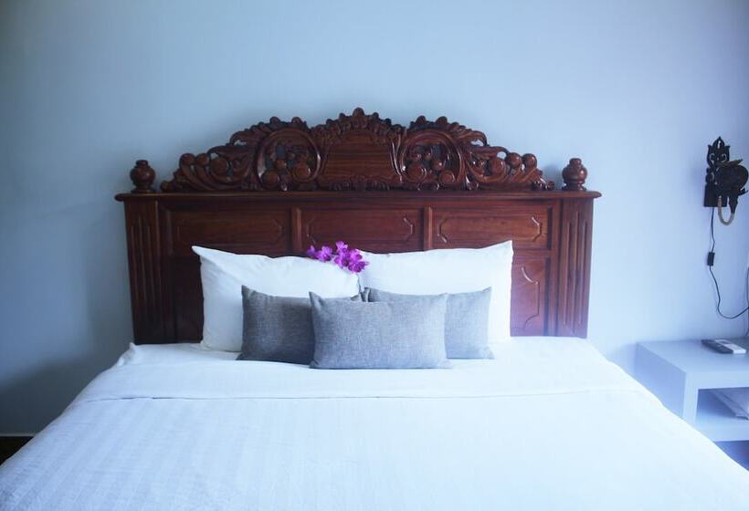 غرفة قياسية مطلّة علي حمام السباحة, Ramchang Guesthouse