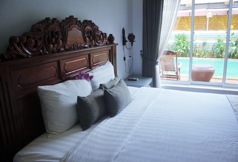غرفة قياسية مطلّة علي حمام السباحة, Ramchang Guesthouse