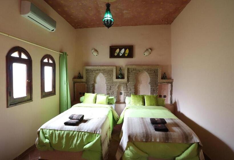 스탠다드 트리플 룸, Riad Moha