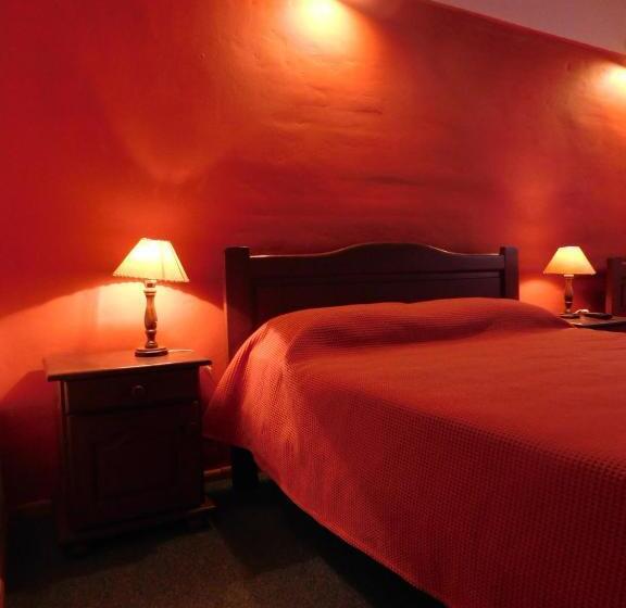 اتاق استاندارد, El Agora