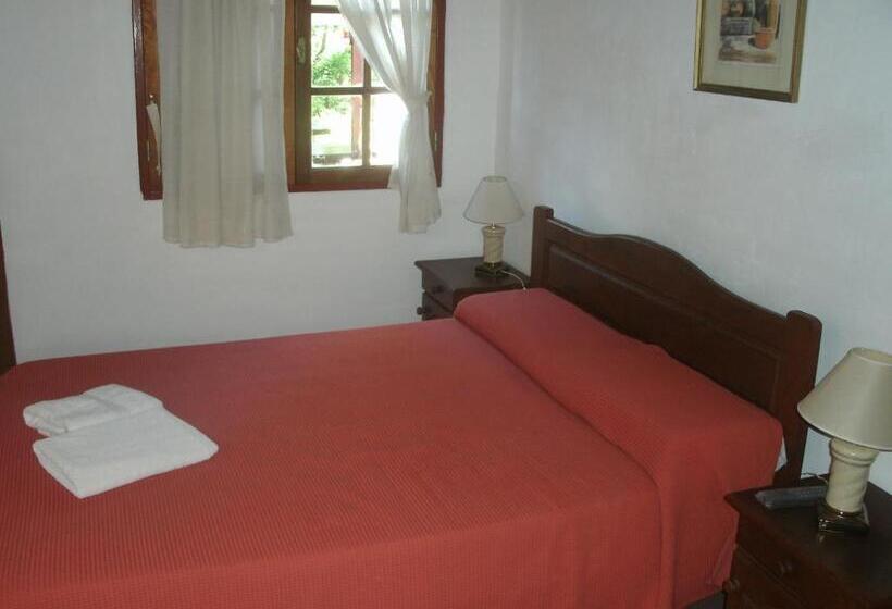 اتاق استاندارد, El Agora