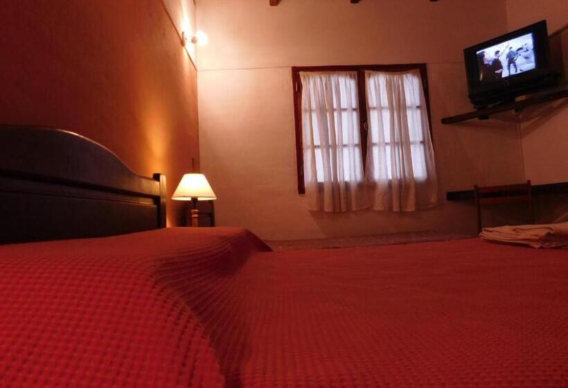 استودیوی استاندارد, El Agora