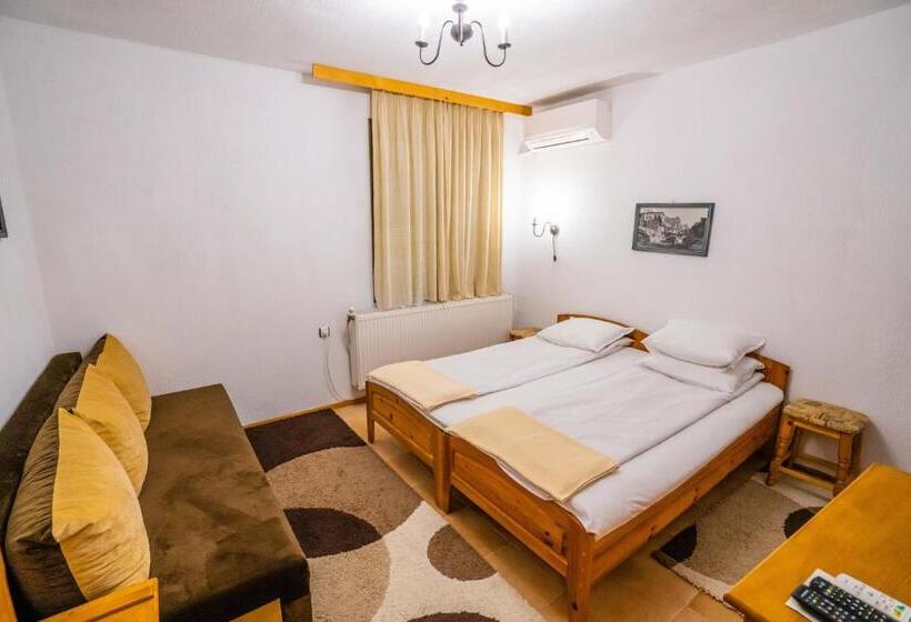 Номер Стандарт, Toni's Guest House