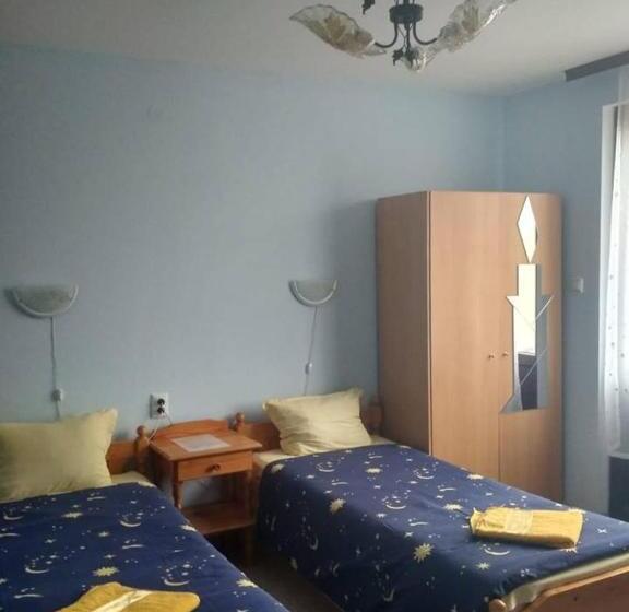 四人标准间, Veselata Guest House