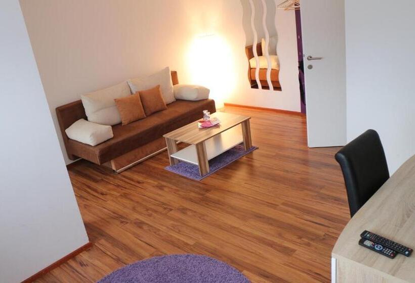 סוויטה, Pension Fürstenhof