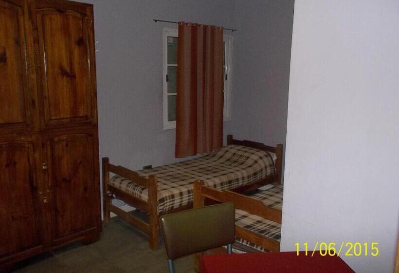 تختخواب در اتاق مشترک, Hostal Namaste