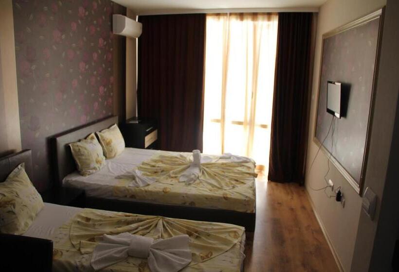 패밀리 룸, Cabana Beach Club Complex