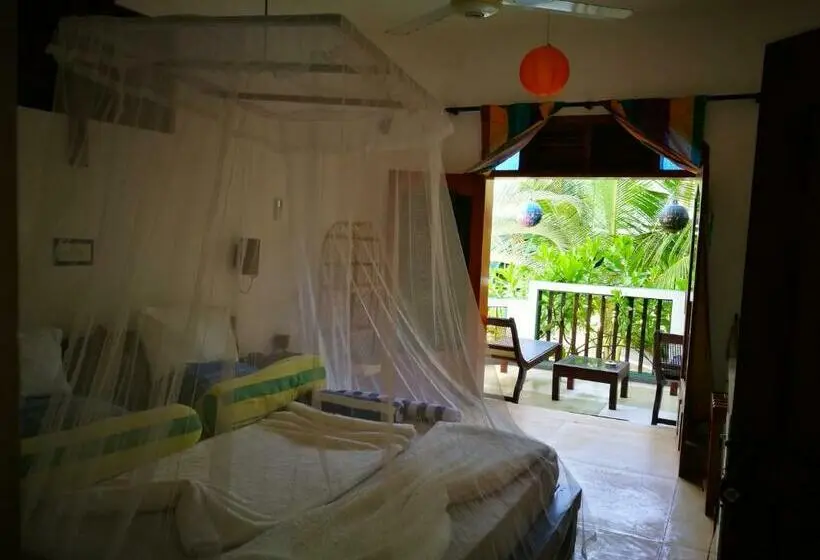 デラックスルーム, Frangipani Beach Villa