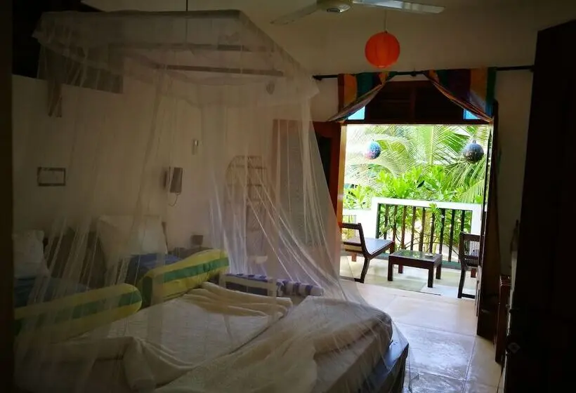 デラックスルーム, Frangipani Beach Villa