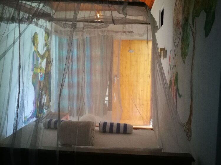 Трехместный Номер Комфорт, Frangipani Beach Villa