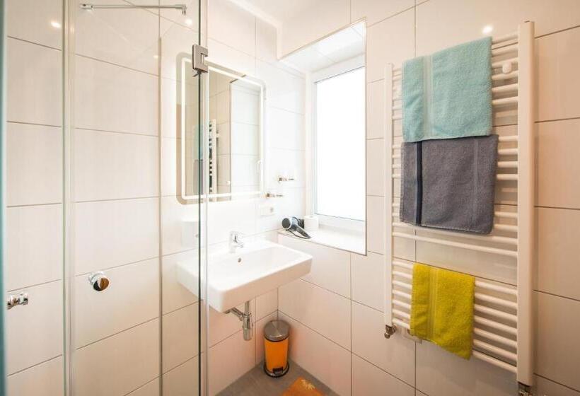 غرفة قياسية فردية, Pension Barbara