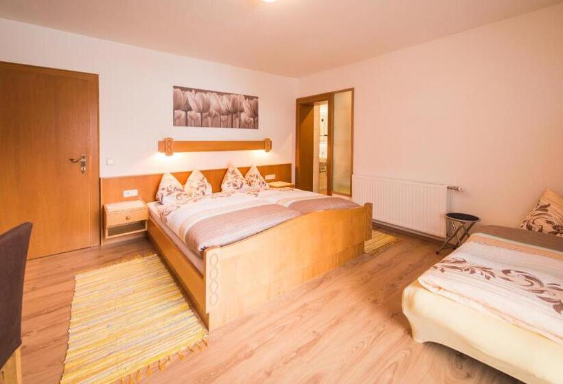 غرفة قياسية ثلاثية, Pension Barbara