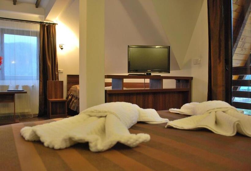 Номер Стандарт Трехместный, Pensiunea Sami