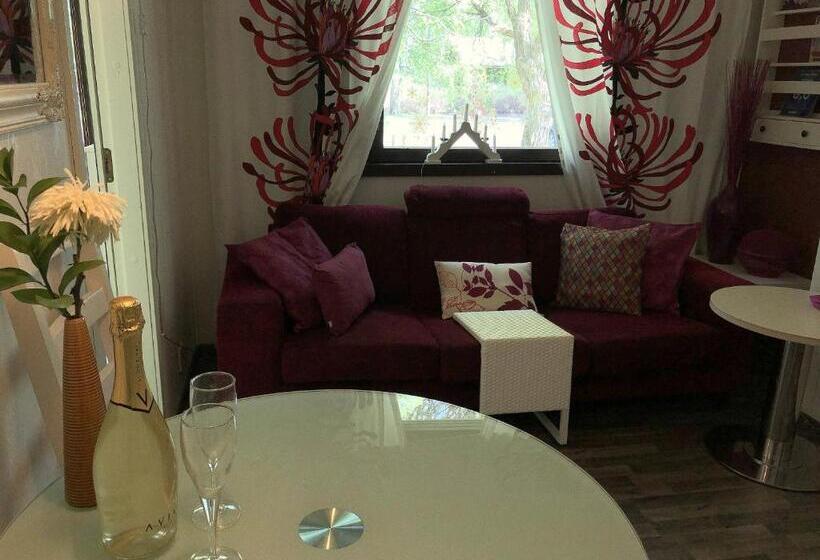 חדר סטנדרט, Raita House