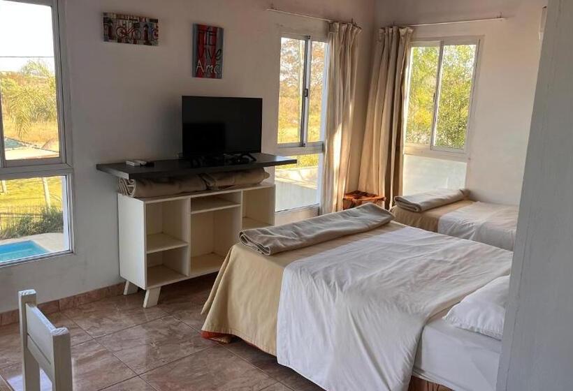 اتاق استاندارد سه نفره, Rio Termal