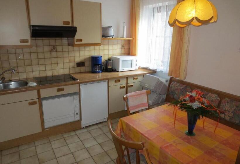 Апартаменты 2 Спальни, Alpenhäusl