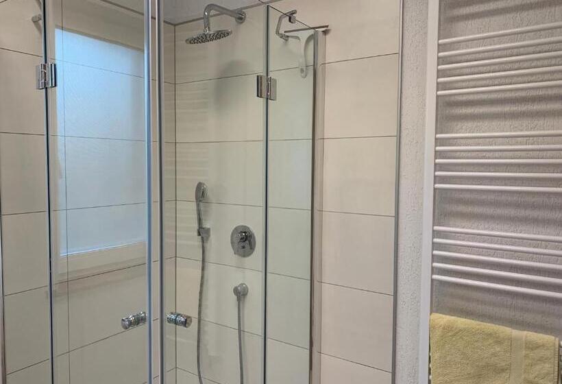 חדר דלוקס לשלושה, Casa Petri