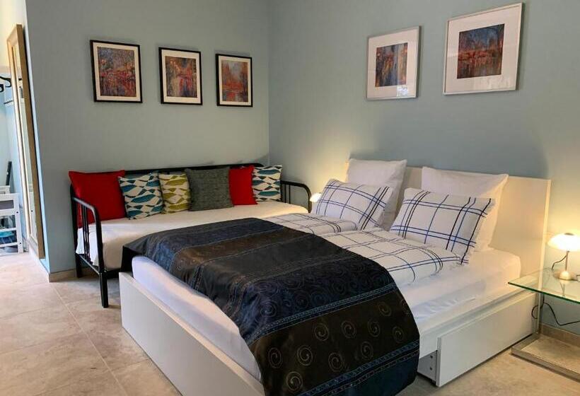 חדר דלוקס לשלושה, Casa Petri