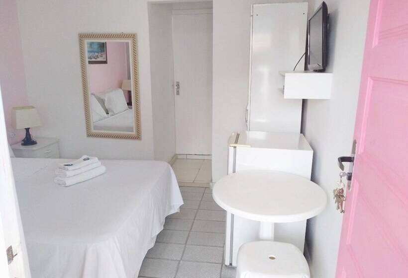 Basic Værelse, Nascimento Suites