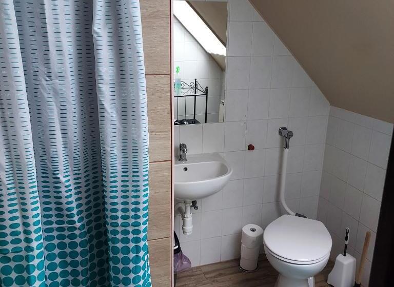 Номер Стандарт, Petra Vendégház