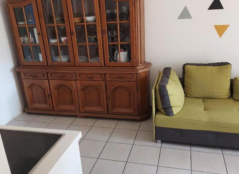 Апартаменты 2 Спальни, Petra Vendégház