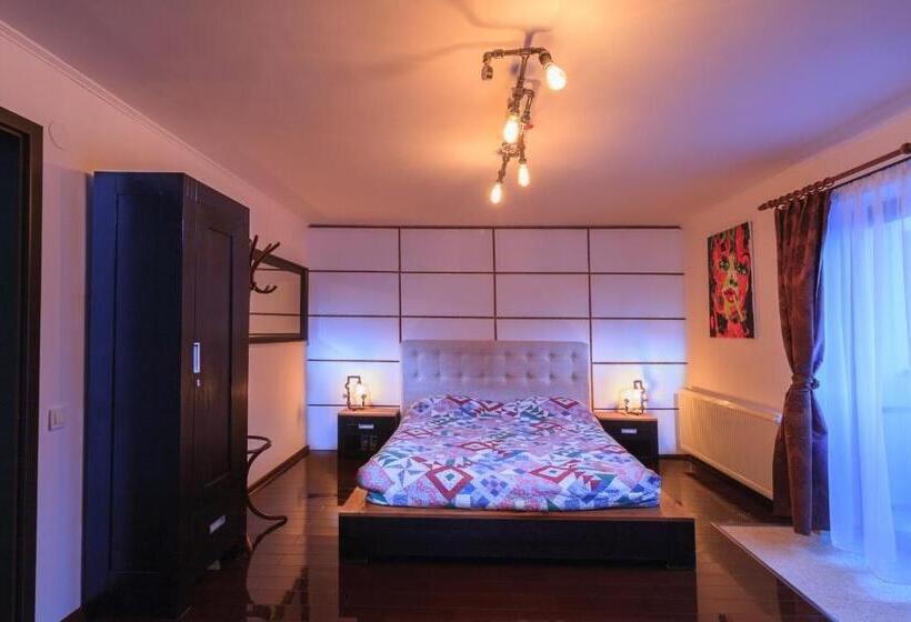 Номер Стандарт, The Ghetto