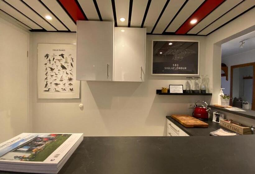 اتاق استاندارد با سرویس بهداشتی مشترک, The Herring House