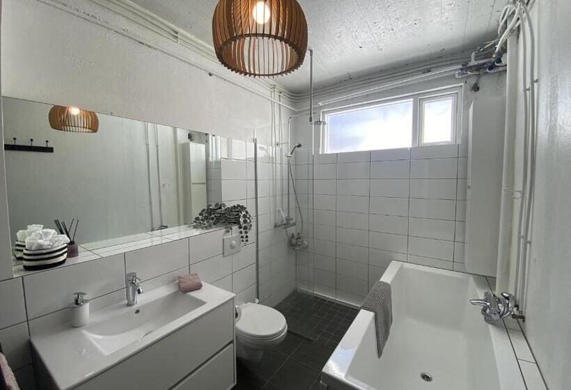 آپارتمان 2 خوابه, The Herring House