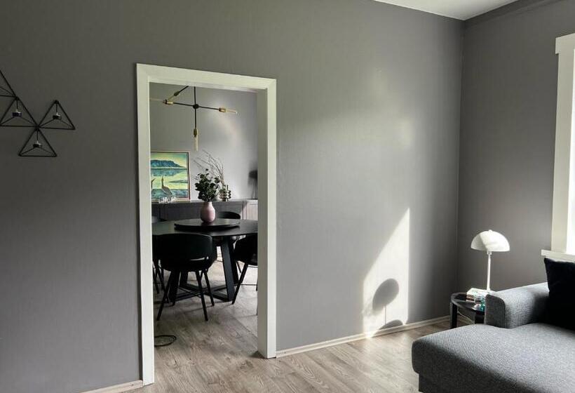 آپارتمان 2 خوابه, The Herring House