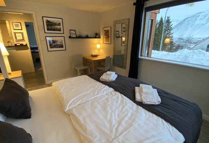 اتاق استاندارد با سرویس بهداشتی مشترک, The Herring House