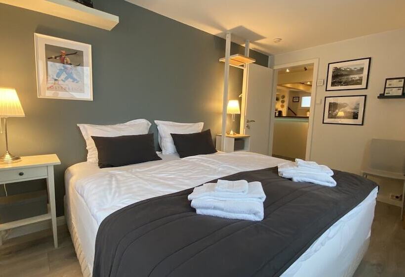 اتاق استاندارد با سرویس بهداشتی مشترک, The Herring House