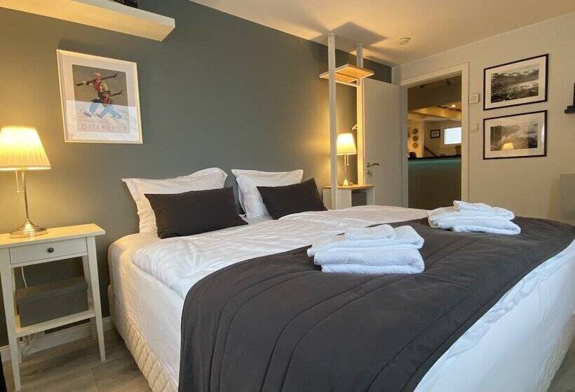 اتاق استاندارد با سرویس بهداشتی مشترک, The Herring House