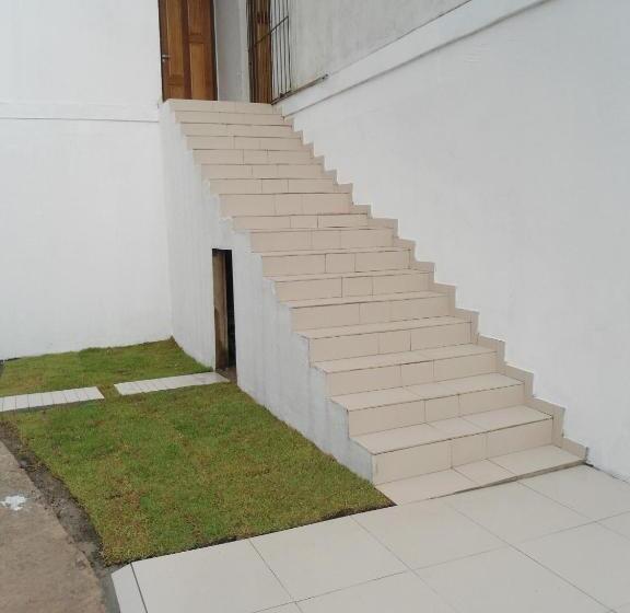 스탠다드 스튜디오, Residencial Dom Fernando