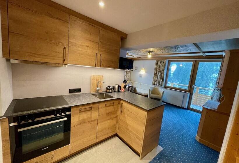 ベーシックワンルーム, Alkira