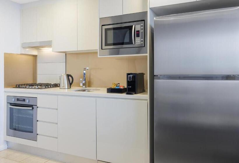Студия Стандарт, Meriton Suites Zetland