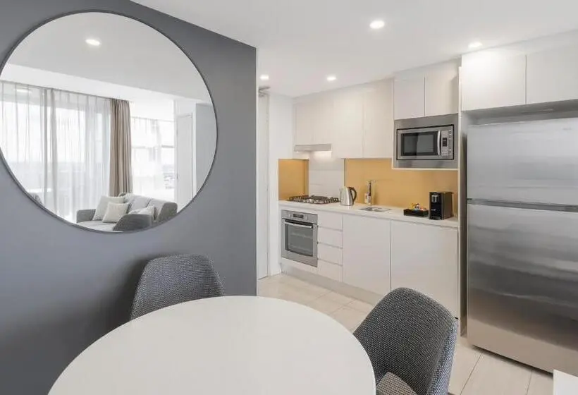 スタンダードスタジオ, Meriton Suites Zetland