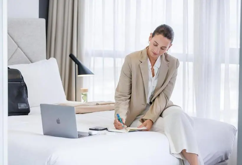スタンダードスタジオ, Meriton Suites Zetland