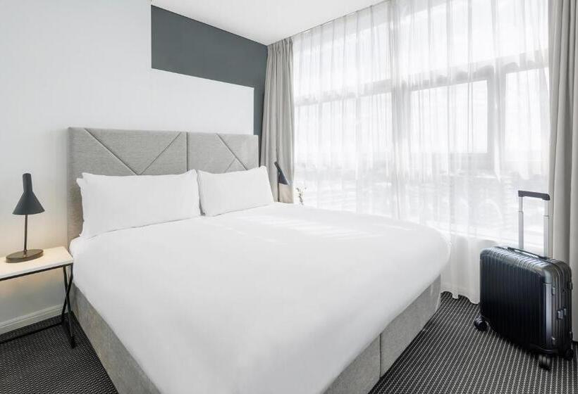 Студия Стандарт, Meriton Suites Zetland