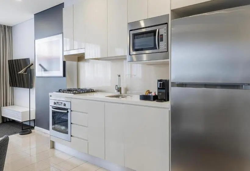 スイート, Meriton Suites Zetland