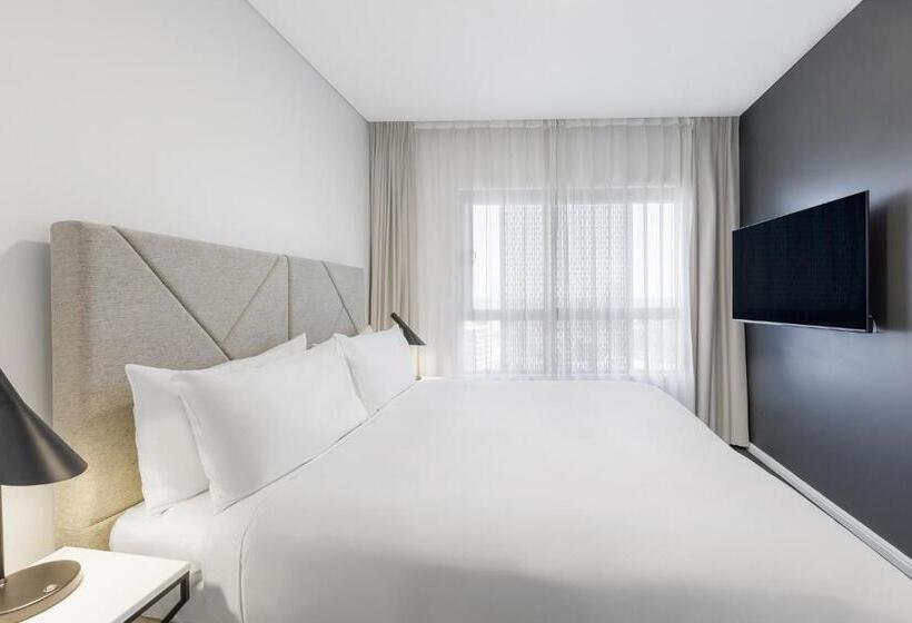 Люкс 3 Спальни, Meriton Suites Zetland