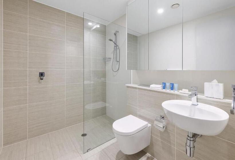 Люкс 3 Спальни, Meriton Suites Zetland