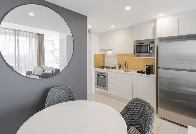 スタンダードスタジオ, Meriton Suites Zetland