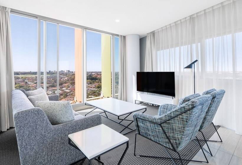 Люкс 2 Спальни, Meriton Suites Zetland