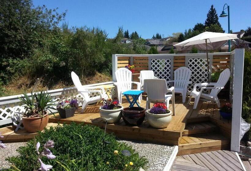 带大床的复式套间, Above The Inlet