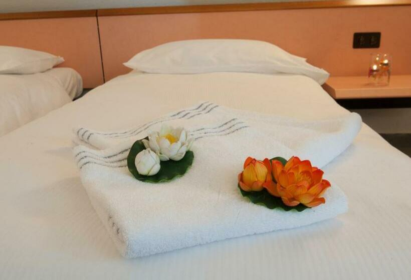 חדר סטנדרט, Bahnhof Haus