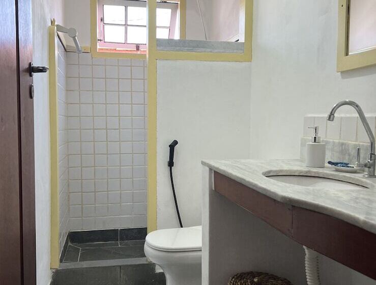 标准三人间, Casa Sal