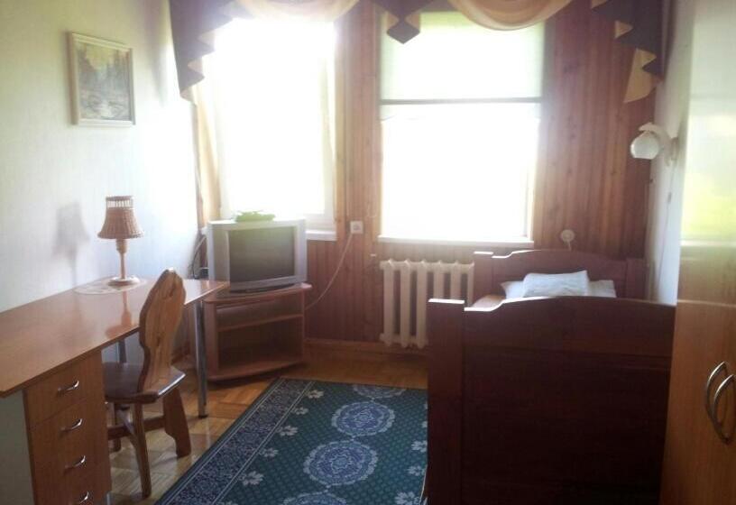 اتاق استاندارد یک نفره, Eha Suija Home Accommodation